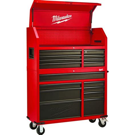 milwaukee tool cabinets on wheels